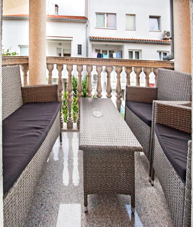 Apartment Vukadin พูลา ภายนอก รูปภาพ