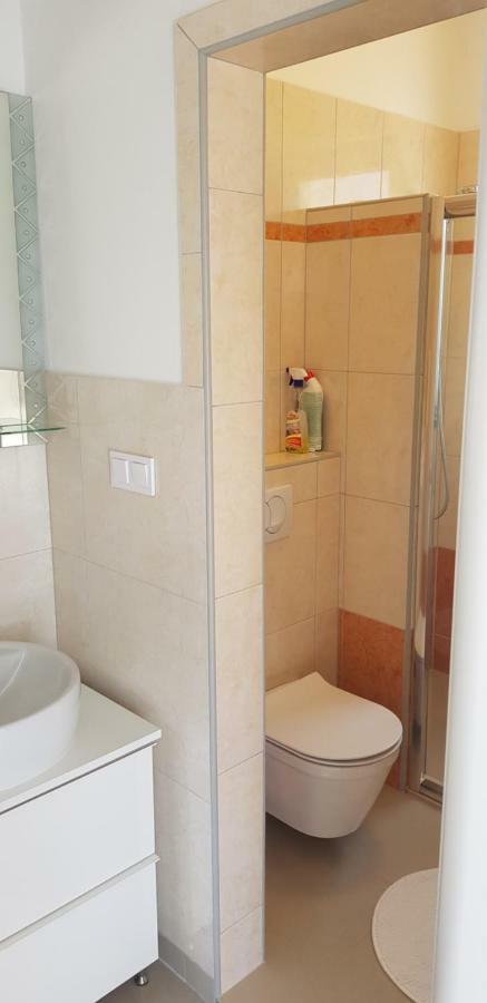 Apartment Vukadin พูลา ภายนอก รูปภาพ